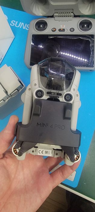 Drone Mini 4 Pro Fly More com RC2 e garantia