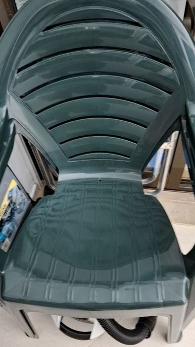 Cadeira em plastico