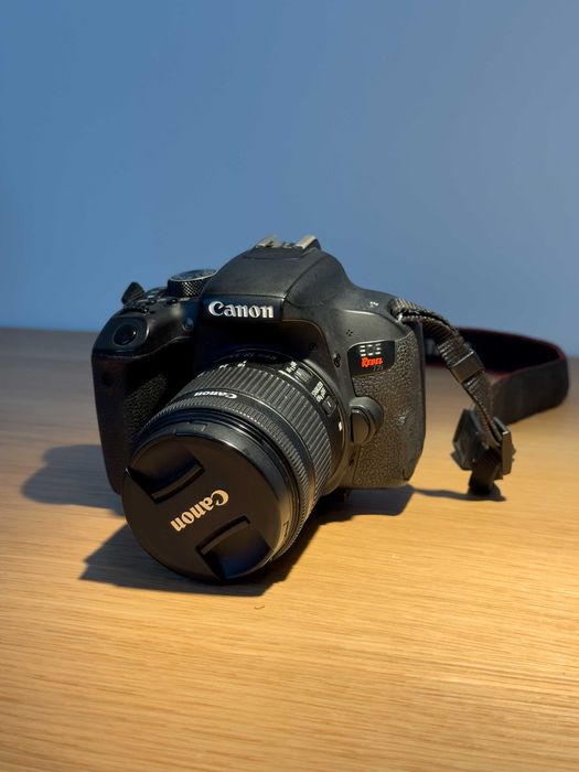 KIT Canon T7i (800D) com lente e acessórios