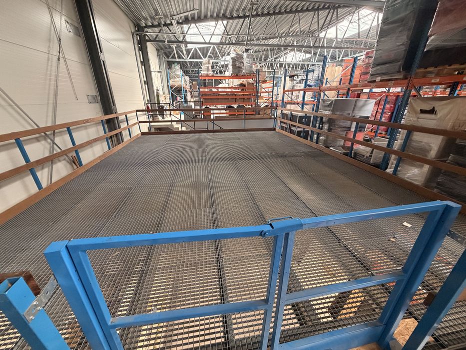 Antresola magazynowa 56m2