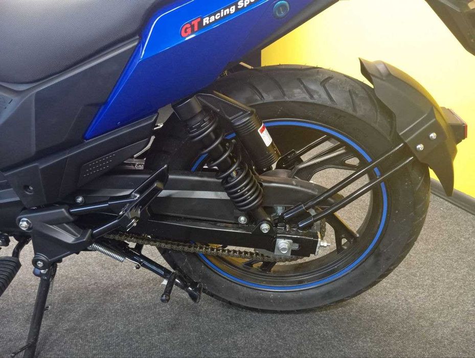 Мотоцикл SPARK SP200R-32