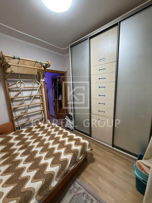 ПРОДАЖ З кімнатна квартира в центрі міста З ремонтом