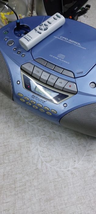 Магнітола SONY CFD-S250L
