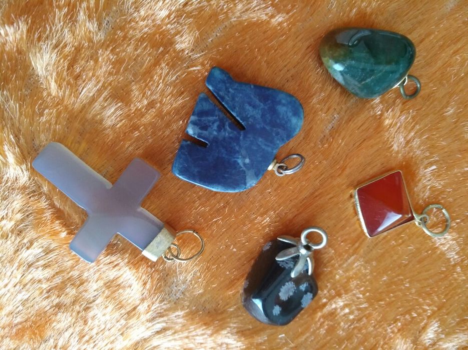 Pendentes fios /pulseiras