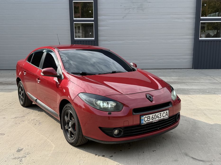 Рено Флюенс 2012 рік, 1.6 газ/бензин, Автомат, Обмін