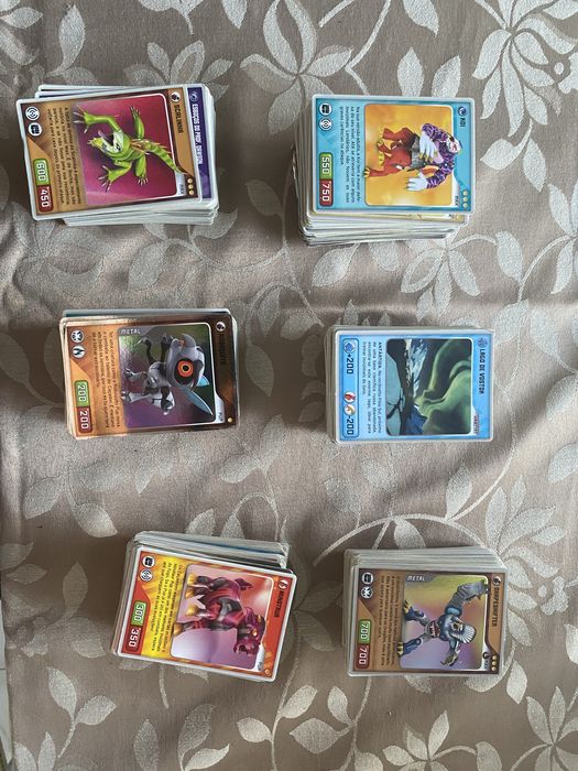 Coleção Cartas Invizimals (594)