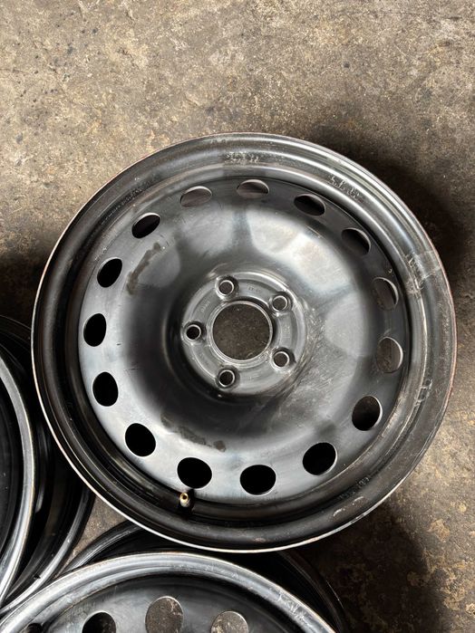 R 16 Fiat 500 5-110  6,5 j  ET 40  dia 65,1. Ціна за комплект 5200.