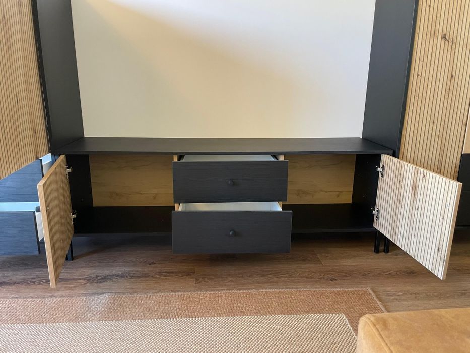 Pack sala de estar Carvalho e Preto mate 
Elemento bar: L80 x P40 x A