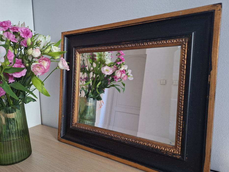 Lustro z ramą w stylu empire