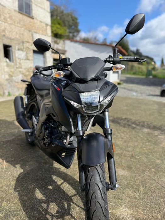 Mota Suzuki 125 GSX-S
