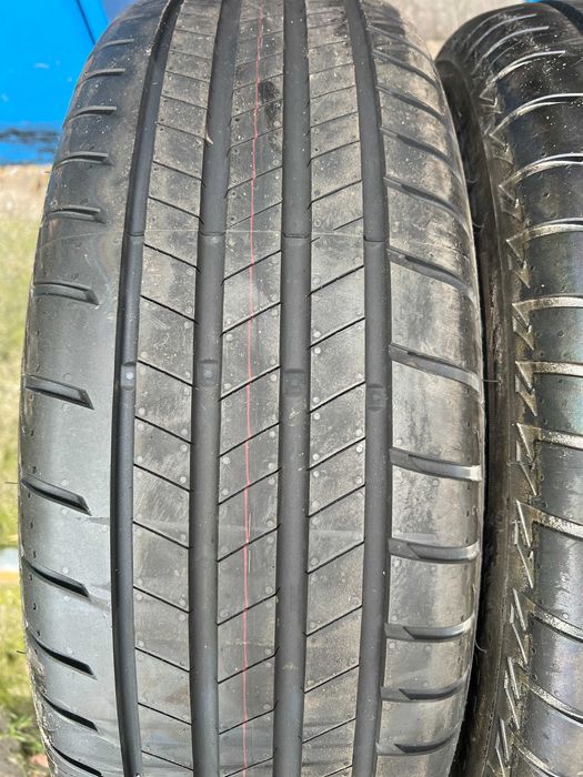 Para opon Bridgestone 225/65R17 nowe