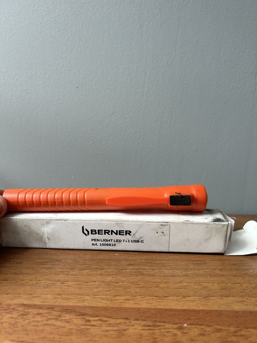 Latarka berner ladowana na usb-c
