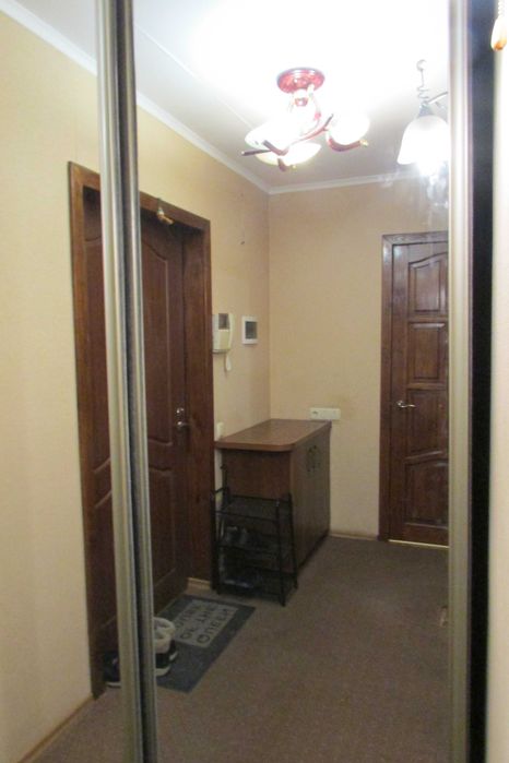 Найближчі ст. метро Мінська, Героїв Дніпра. вул. Полярна 3