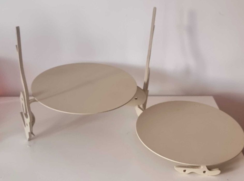 Prato personalizado de bolo de casamento com vários níveis