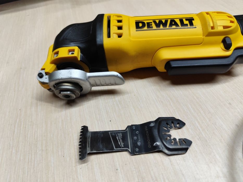 Вживаний DeWalt DWE 315 мережевий реноватор Деволт оригінал