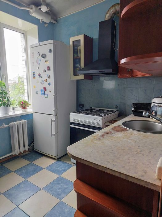 Лівобережна,Дарниця,2к квартира,Дарницька площа Чупринки 8а 50000у.о.