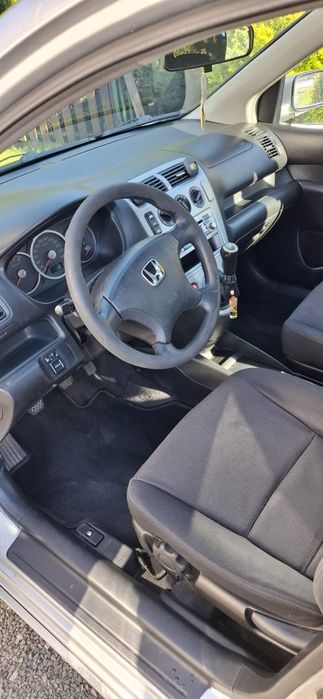 Honda Civic VII lift hatchback 5-drzwiowy