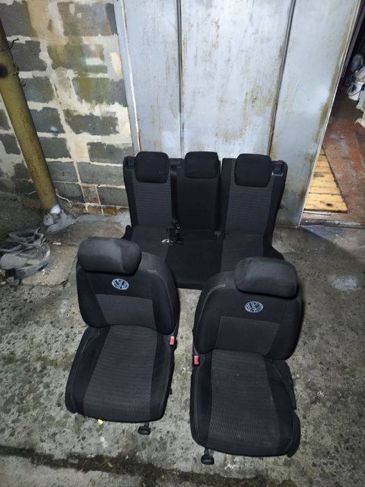 Сиденья Гольф 5 хетчбек