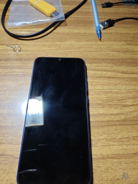 Редми 9 а 2/32 всё работает