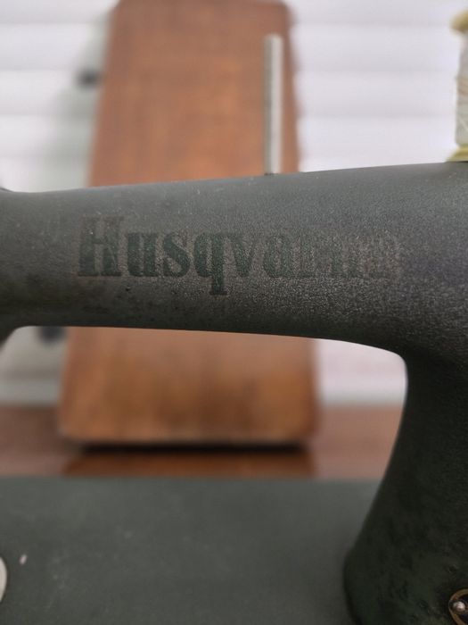 Máquina de costura Husqvarna