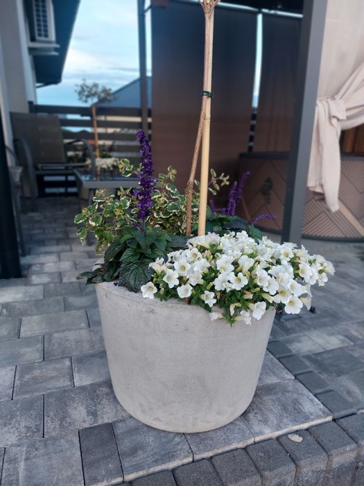 Betonowa donica wys. 31 naturalny betonowa okragła