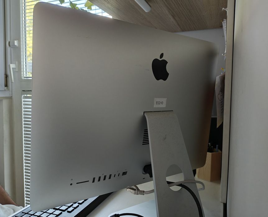 Apple iMac 21.5 2017 i5-7th 16 GB RAM 1TB