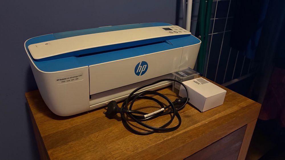 Drukarka ze skanerem HP 3787 + komplet tuszy