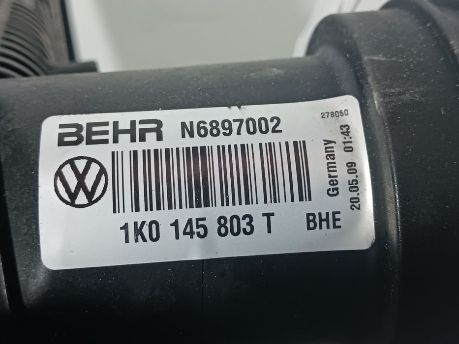 Radiador do intercooler VOLKSWAGEN Golf VI (5K1)