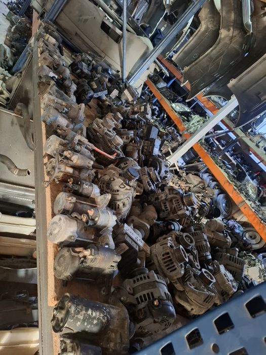 Тойота авенсіс 2,2  Стартер Рав 4 2,2