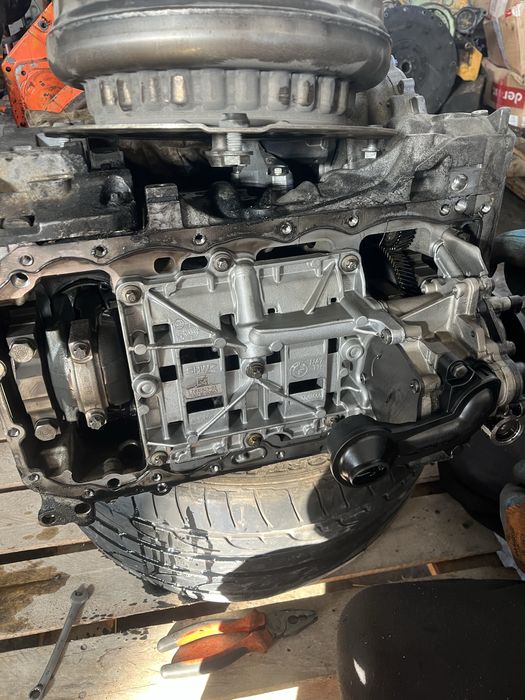 Двигун  BMW 520d N47D20C на запчастини