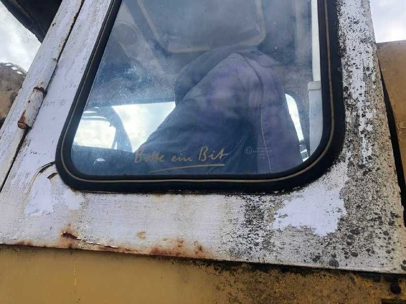 Продам ескаватор A912  liebherr хороший стан