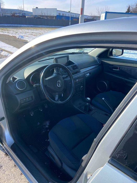 Mazda  • 2005 • 2,0 Benzyna • Alufelgi