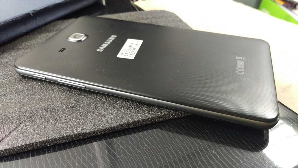 Планшет Samsung Galaxy Tab A6 8GB Black (SM-T285)