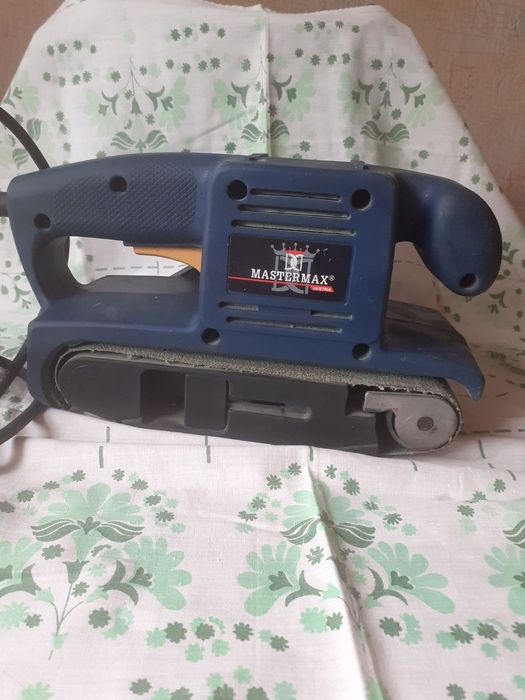 Продам шлифовальную машину