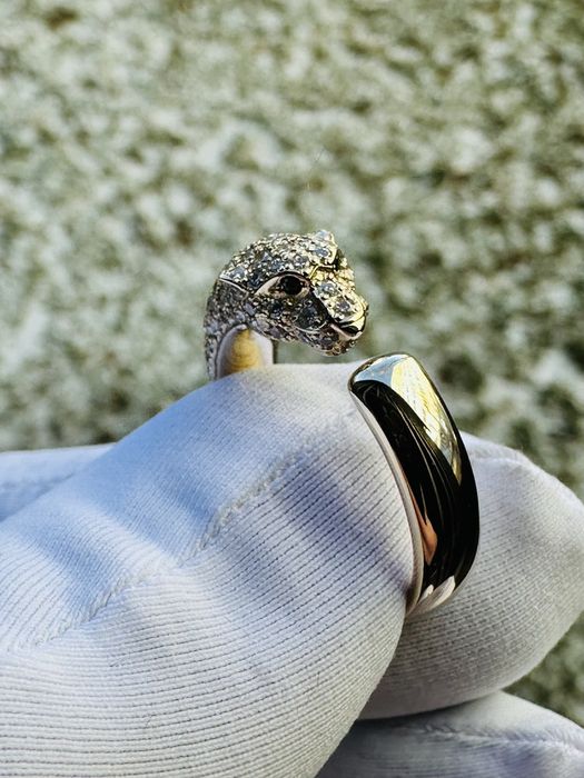 Кольцо cartier с бриллиантами 585