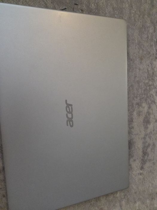 Acer aspire 3-ryzen 7/512 ssd/8ram/ecrã  full hd/2gb gráfica