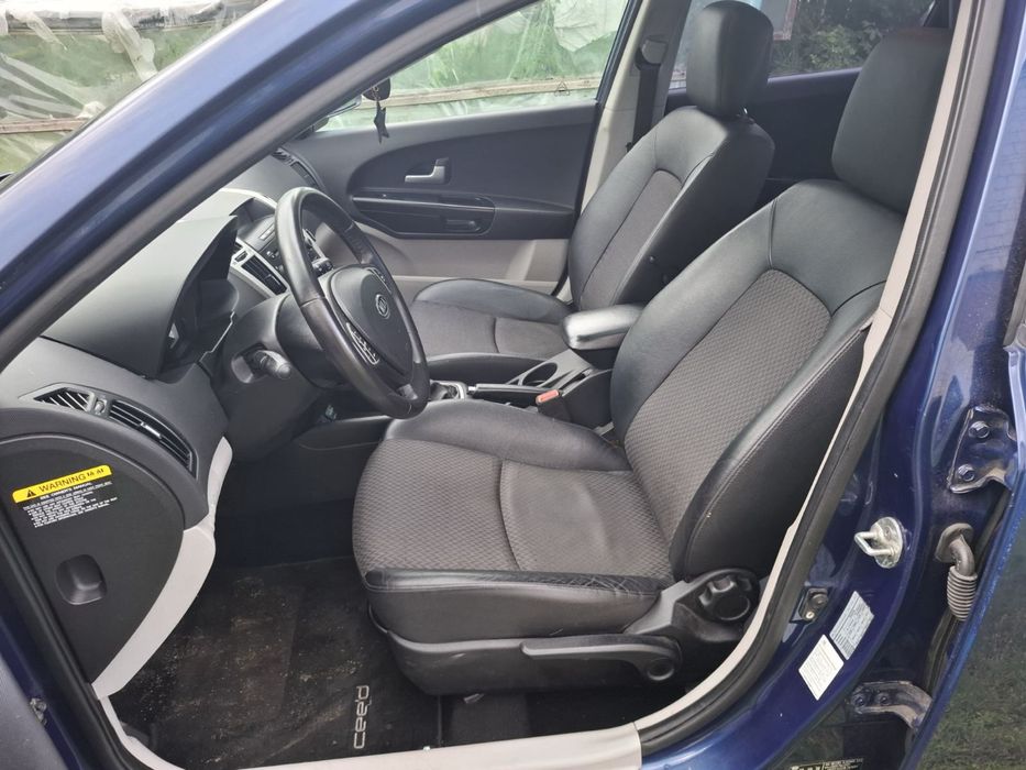 Kia ceed 2.0 diesel