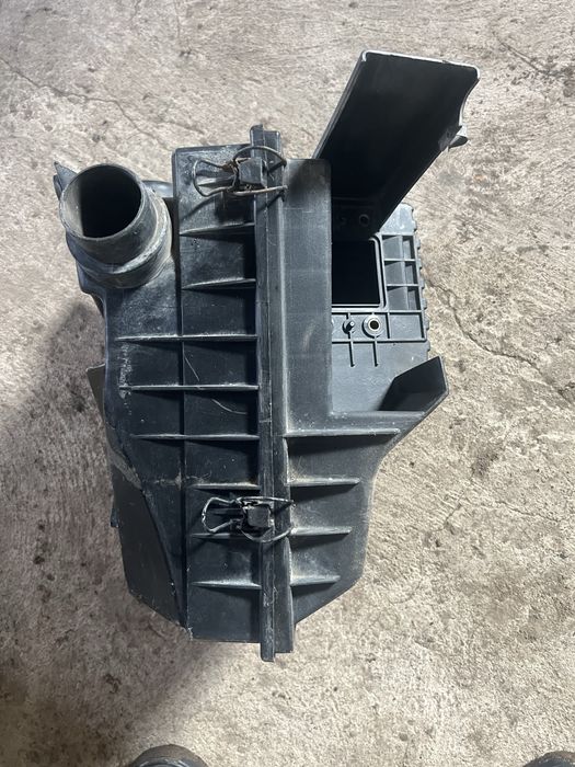 Корпус фільтра пасат б3б4