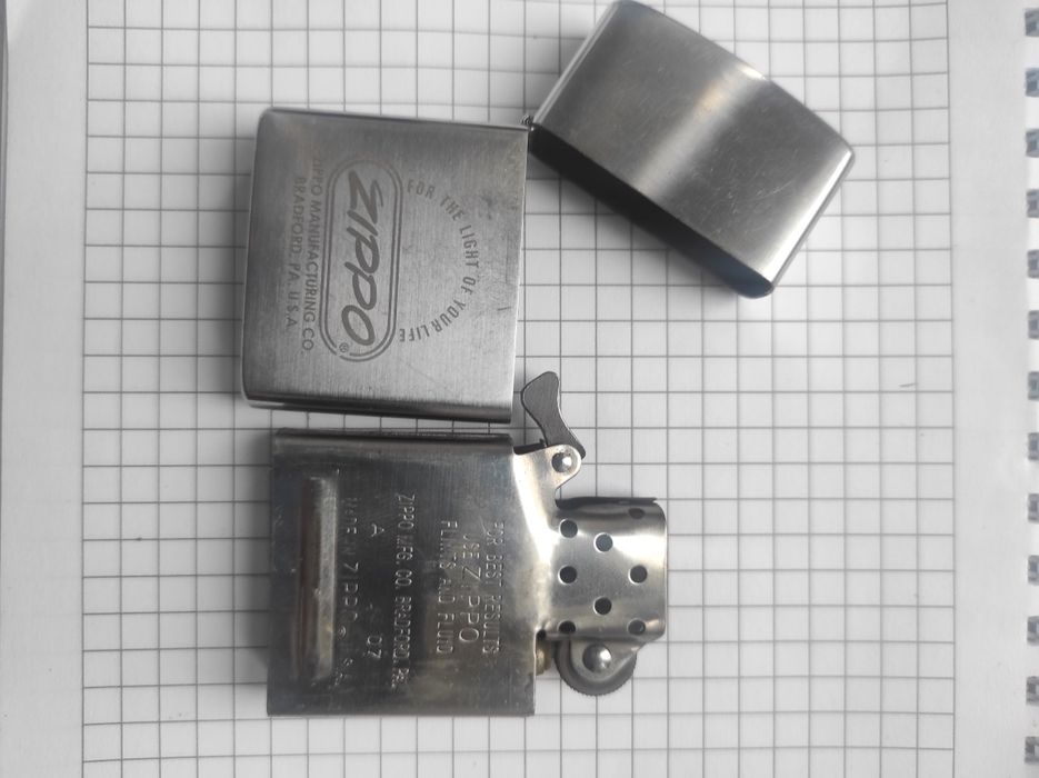 Пропоную запальничку ZIPPO