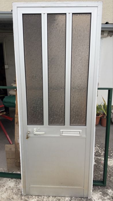 Janelas de Alumínio (500€ tudo)