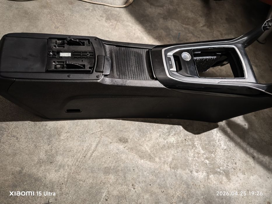 Consola central Peugeot 308 SW