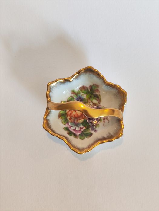 Mini cesto pintado à mão