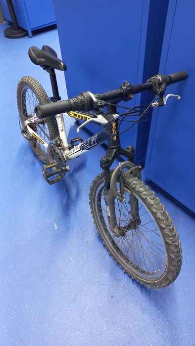 Bicicleta Scott Racine 20