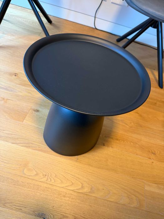 Mesa de Apoio Moderna em Metal Preto – Como Nova