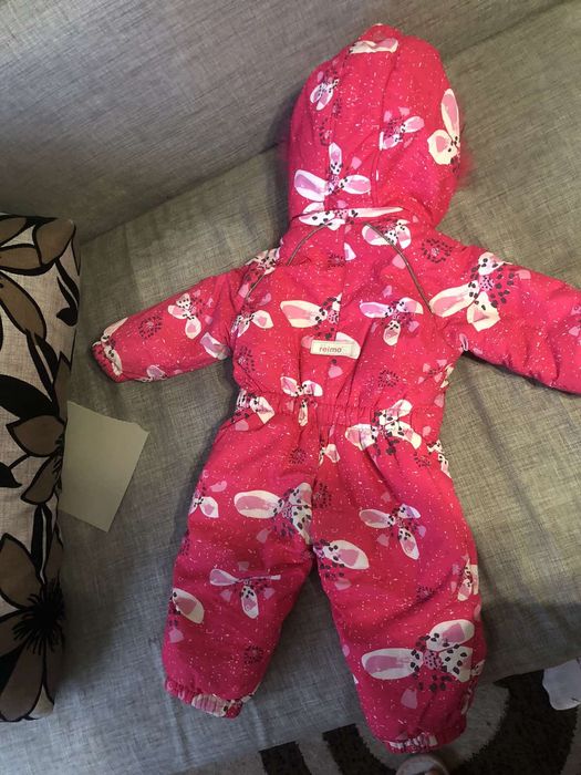Продається комбінезон для дівчинки 80см