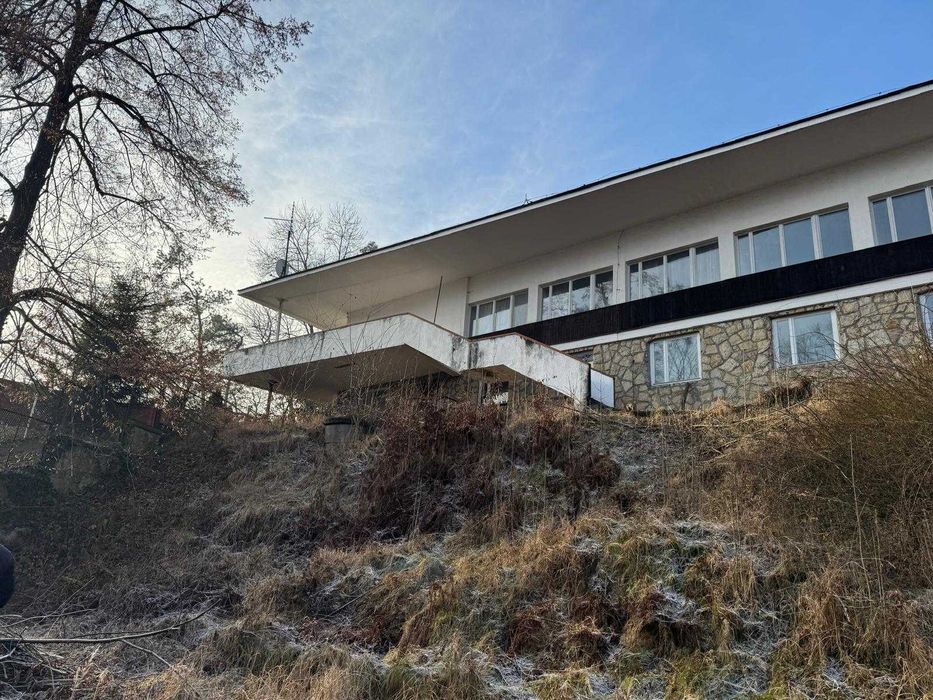 Ośrodek wczasowy wypoczynkowy 500 m² do remontu sprzedam w górach nad jeziorem i rzeką - Widok 3