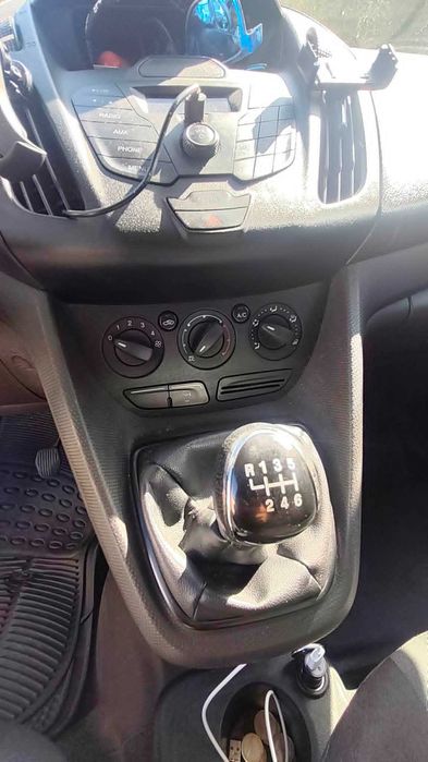 vendo >Ford >Connect