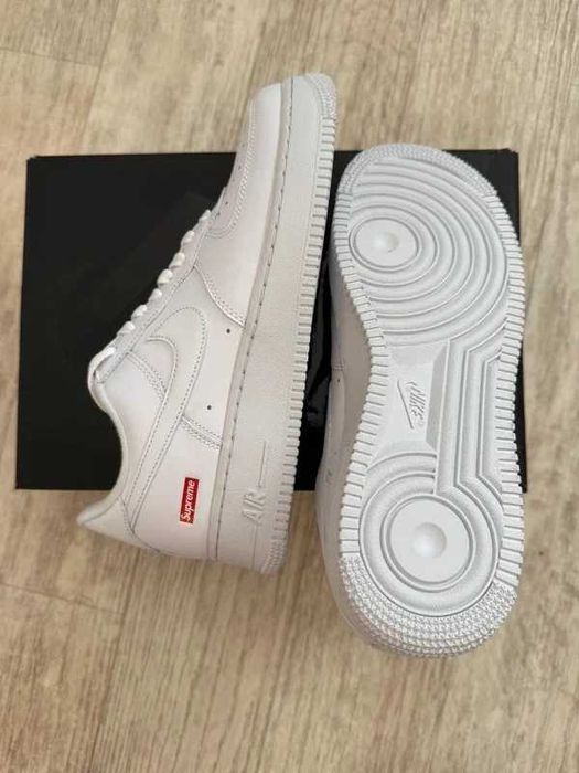 Nike Air Force 1 x Supreme R.38