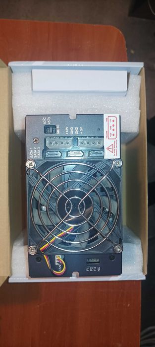 Kieszeń Hot Swap SATA Chieftec 5.25" na 3x 3.5" 2.5" HDD SSD RAID