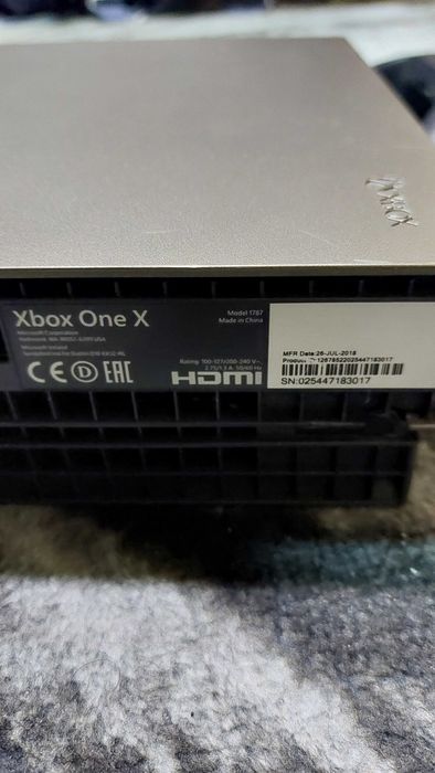 Xbox one x 4k gold rush edition